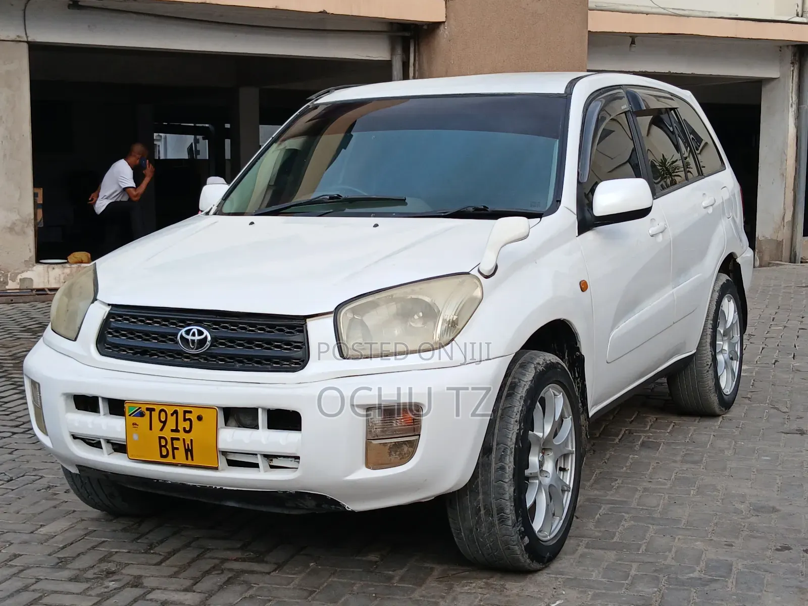 Toyota RAV4 2004 White