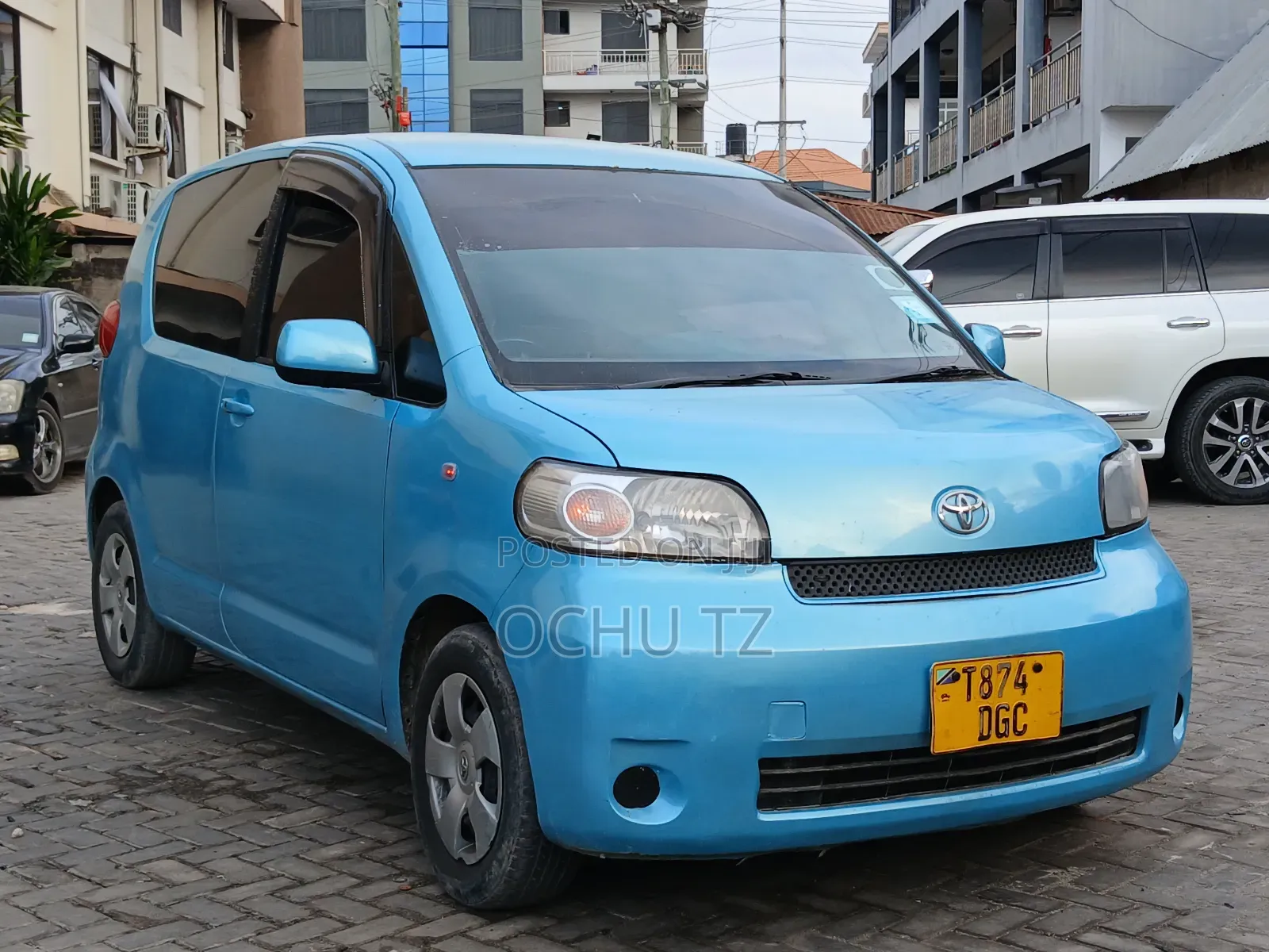 Toyota Porte 2005 Blue