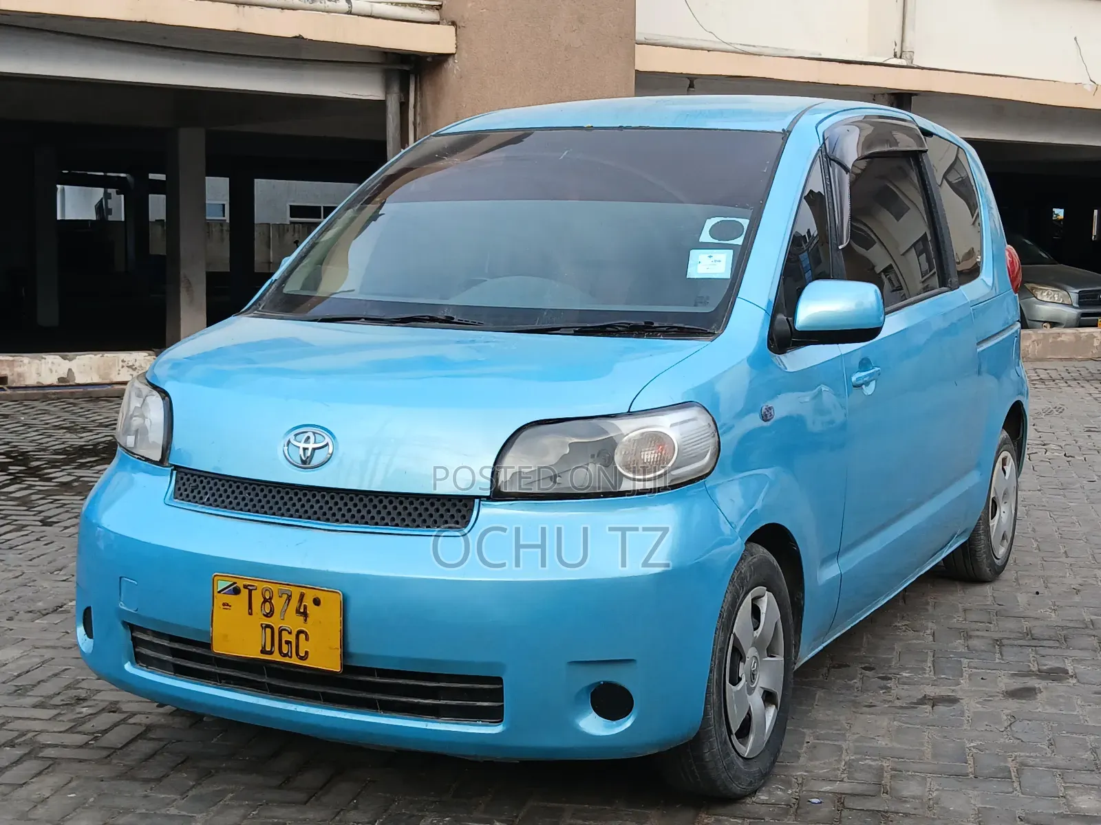 Toyota Porte 2005 Blue