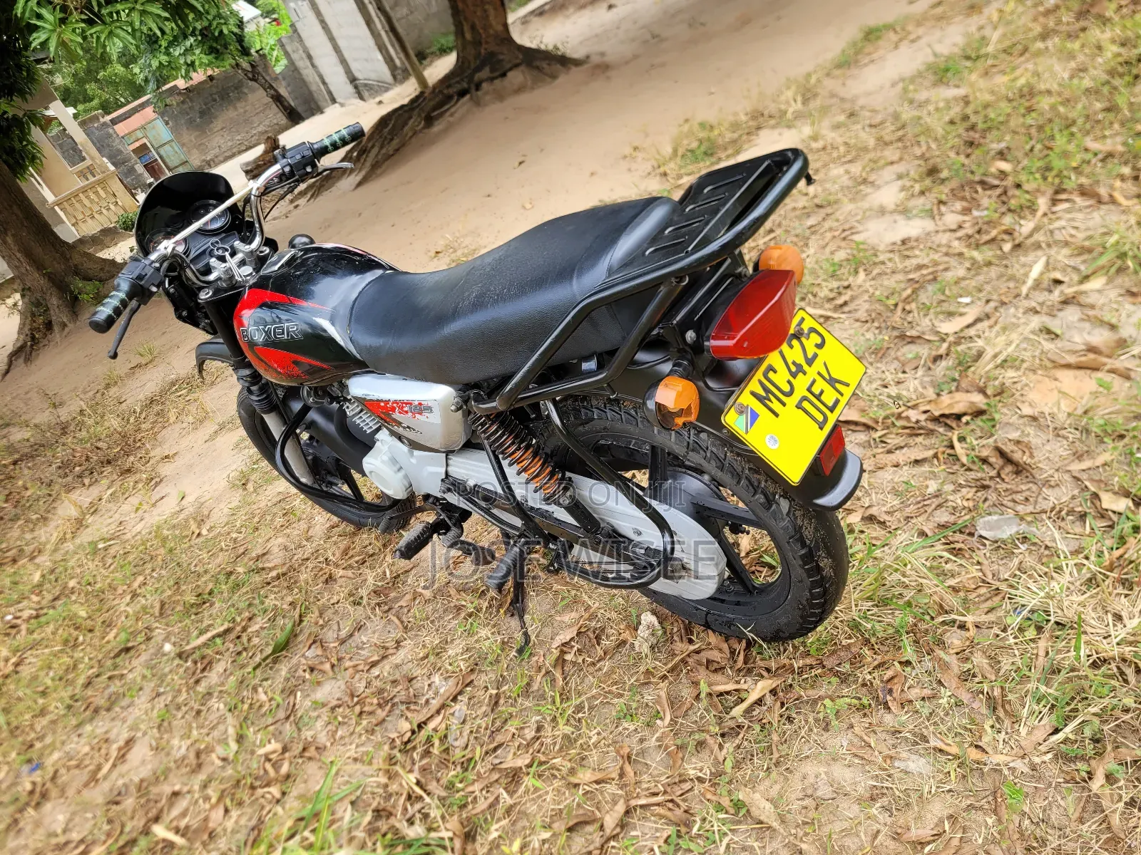 Bajaj Boxer X125 2025 Black
