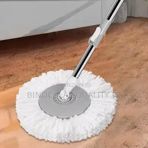 Self Rotating Bucket and Mop