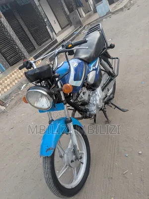 TVS HLX 125 2023 Blue