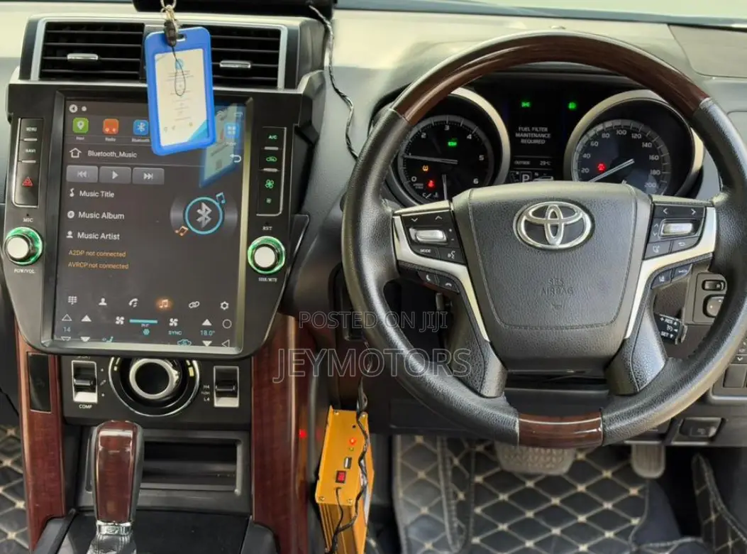 Toyota Land Cruiser Prado 2021 White
