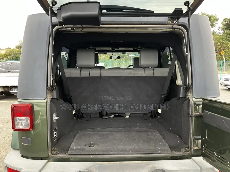 Jeep Wrangler 2010 Green