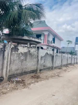 6bdrm Block of Flats in Yusuph Mchakama, Kigamboni for sale