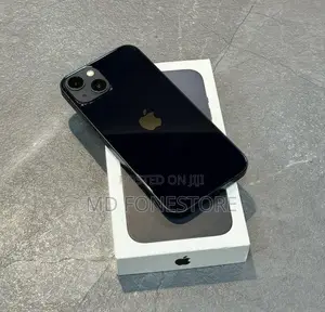 New Apple iPhone 13 128 GB Black