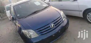 Toyota IST 2006 Blue