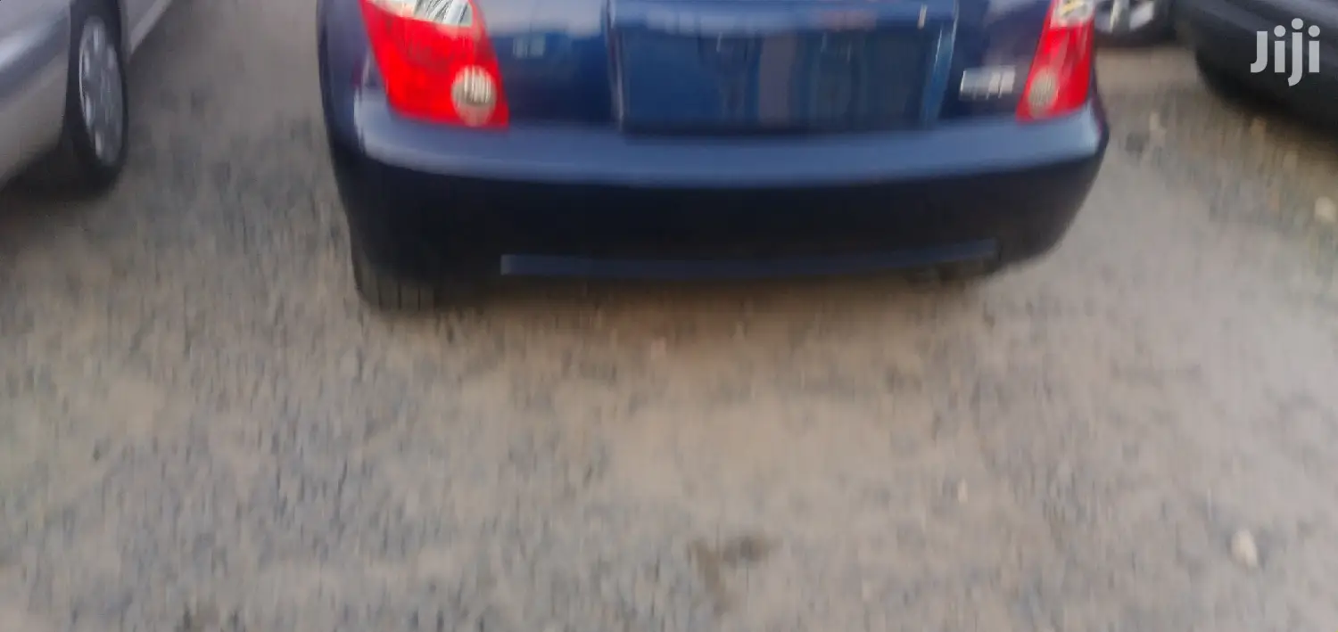 Toyota IST 2006 Blue