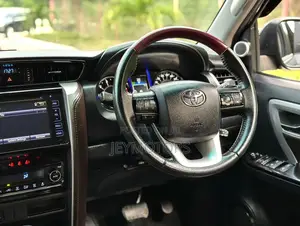 Toyota Fortuner 2018 Gray
