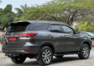 Toyota Fortuner 2018 Gray