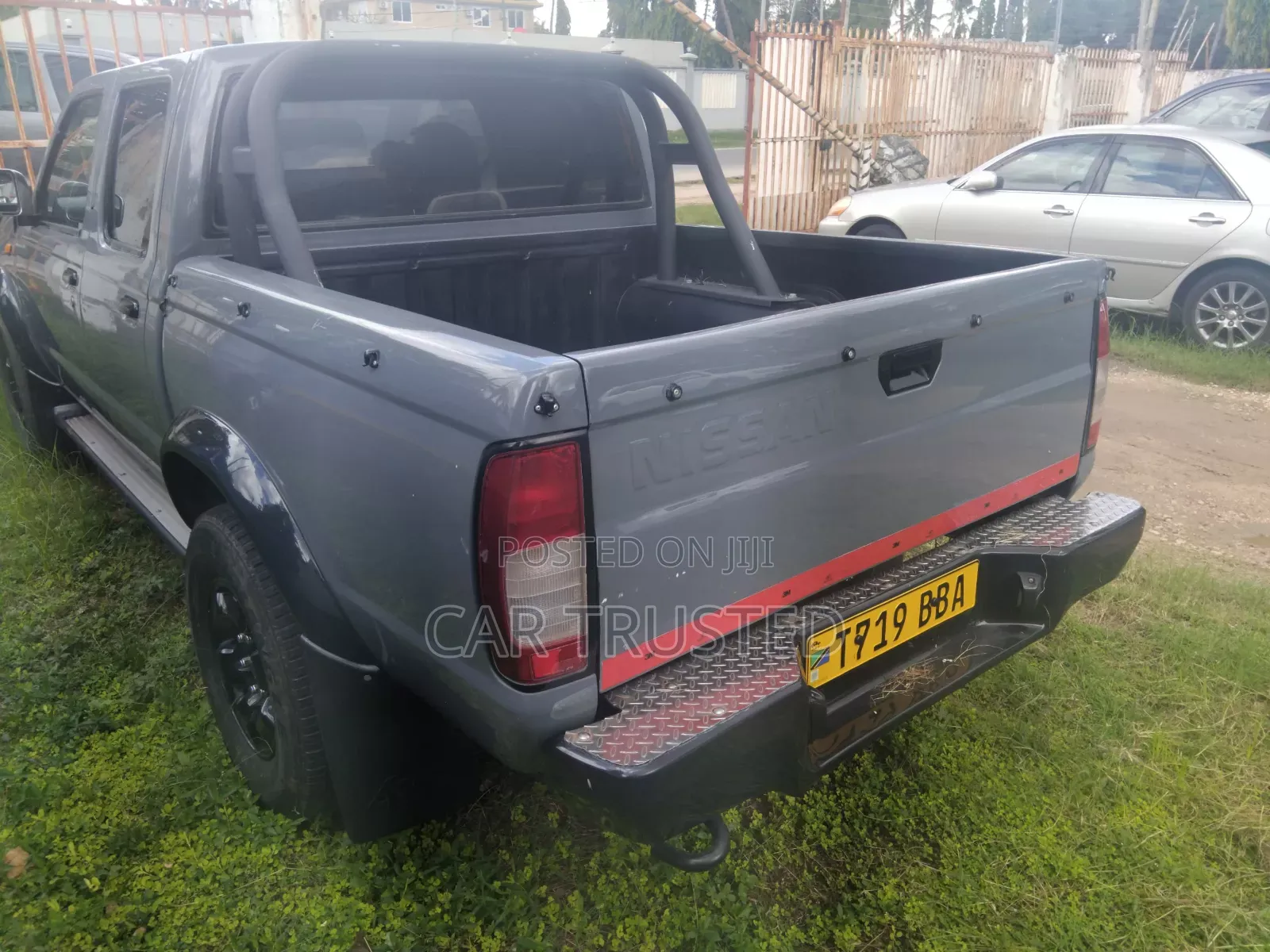 Nissan Hardbody 2400i 4x4 Double Cab 2007 Green