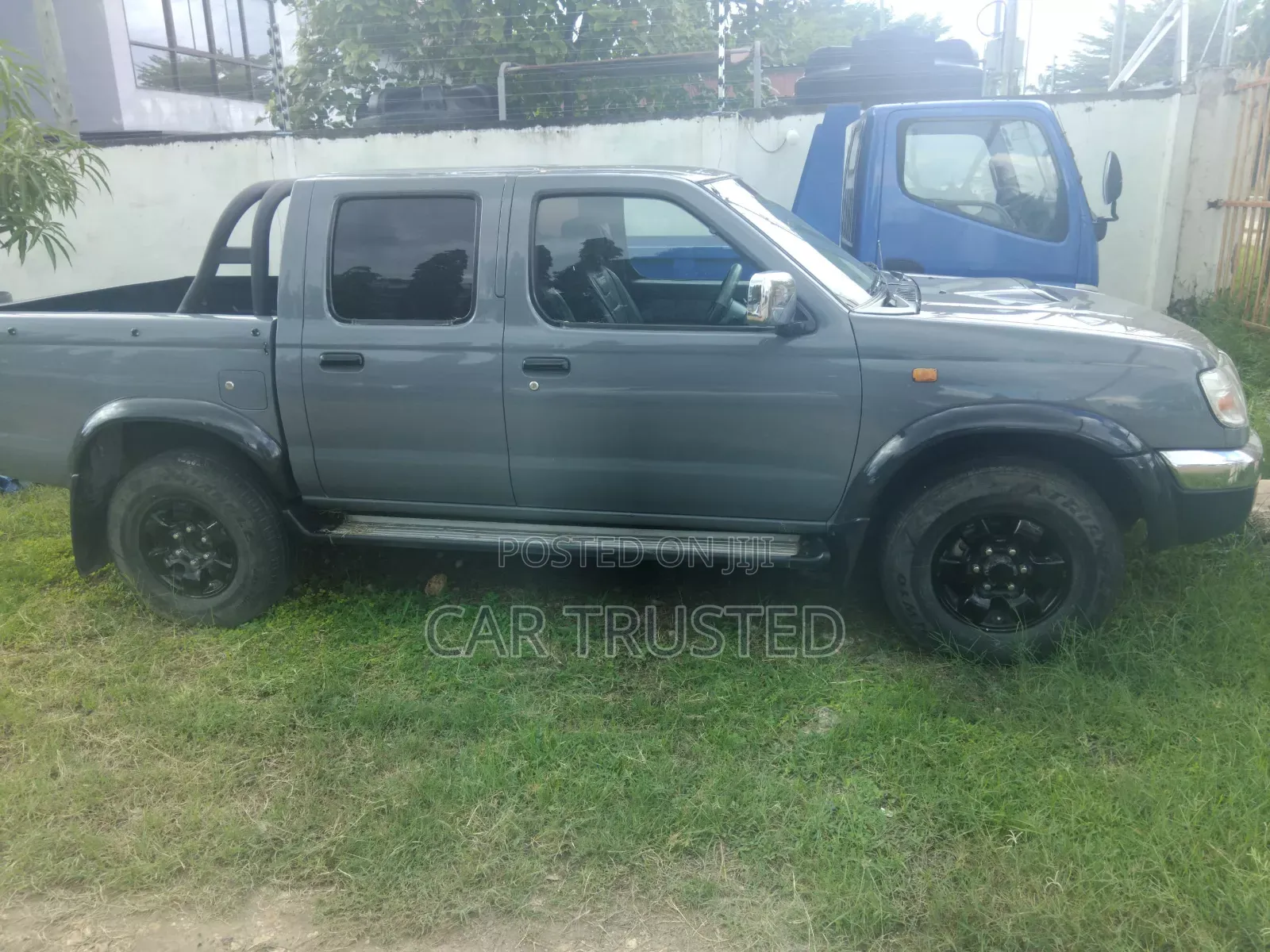 Nissan Hardbody 2400i 4x4 Double Cab 2007 Green