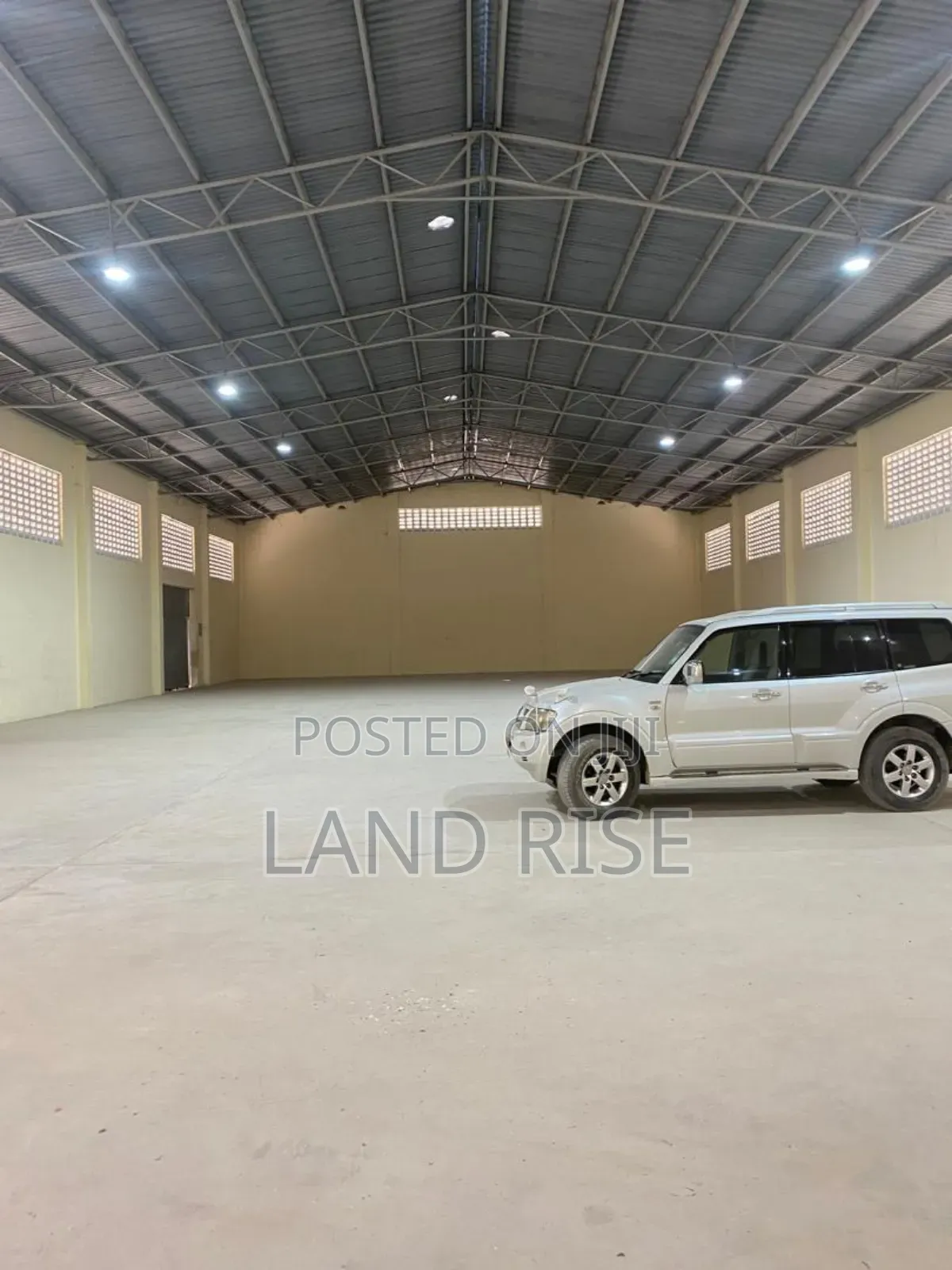 1000 SQM Godown in Tegeta
