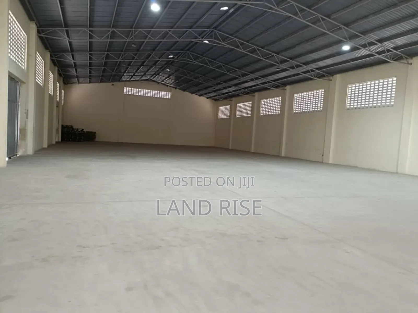 1000 SQM Godown in Tegeta