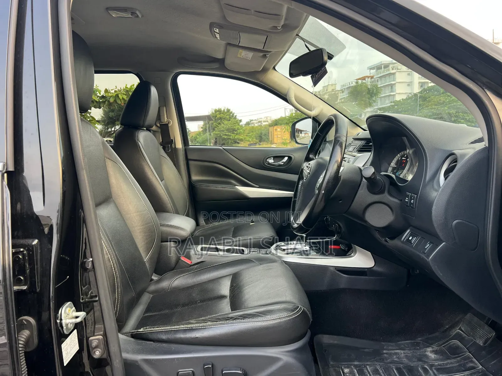 Nissan Navara 2020 Black
