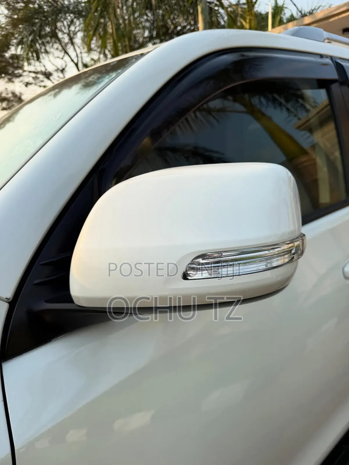 Toyota Land Cruiser Prado 2019 White