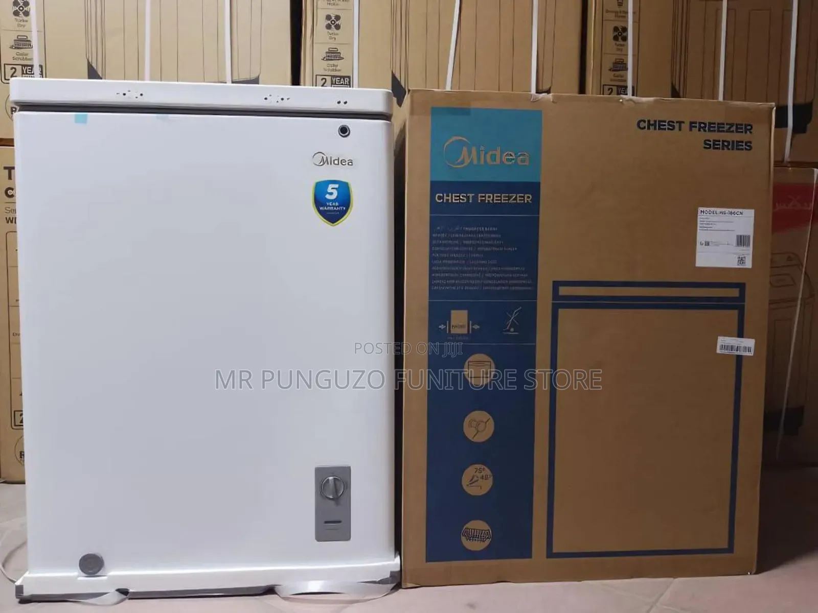 *Midea Freezer 150l TSH 500,000/=*