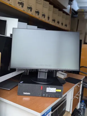 Lenovo ThinkCentre M720 SFF 8GB Intel Core I3 HDD 500GB