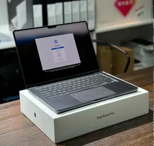 New Laptop Apple MacBook Pro 2023 M3 14-Inch 8GB Apple M3 Pro SSD 512GB