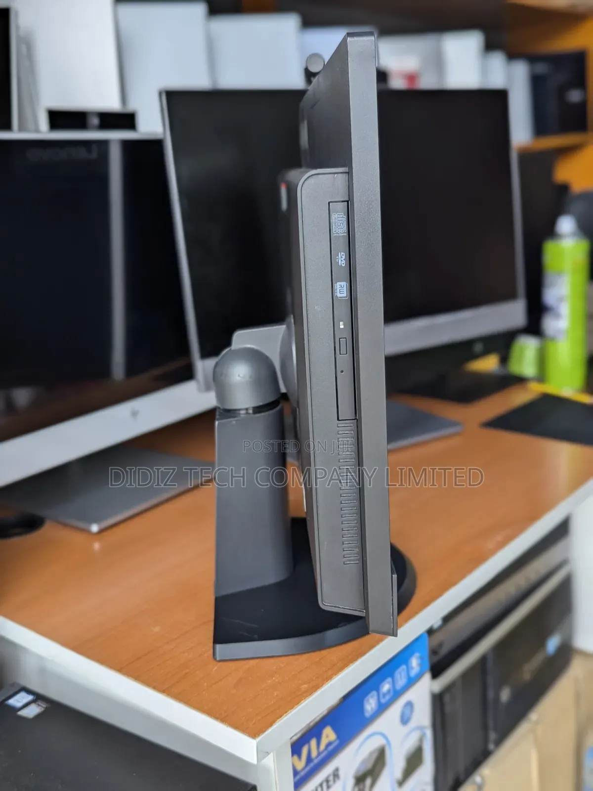 Lenovo ThinkCentre M910z AIO 8GB Intel Core I5 SSD 256GB