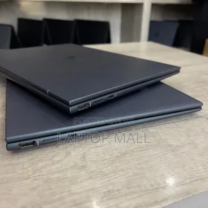 Laptop HP Dragonfly G4 16GB Intel Core I5 SSD 512GB