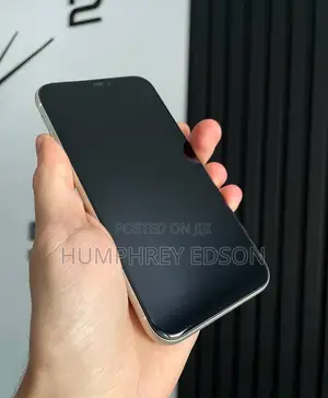 New Apple iPhone 11 128 GB White
