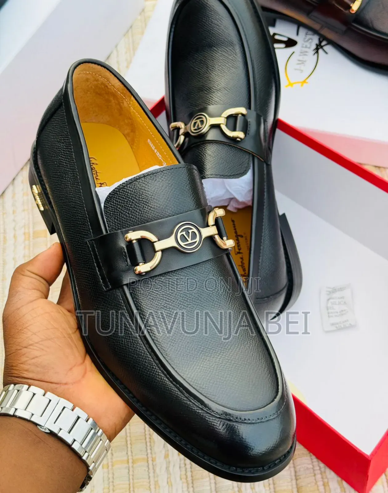 Ferregamo Shoes / Leather Shoes 