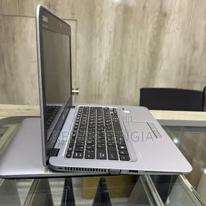 Laptop HP EliteBook 820 G3 8GB Intel Core I5 SSD 256GB