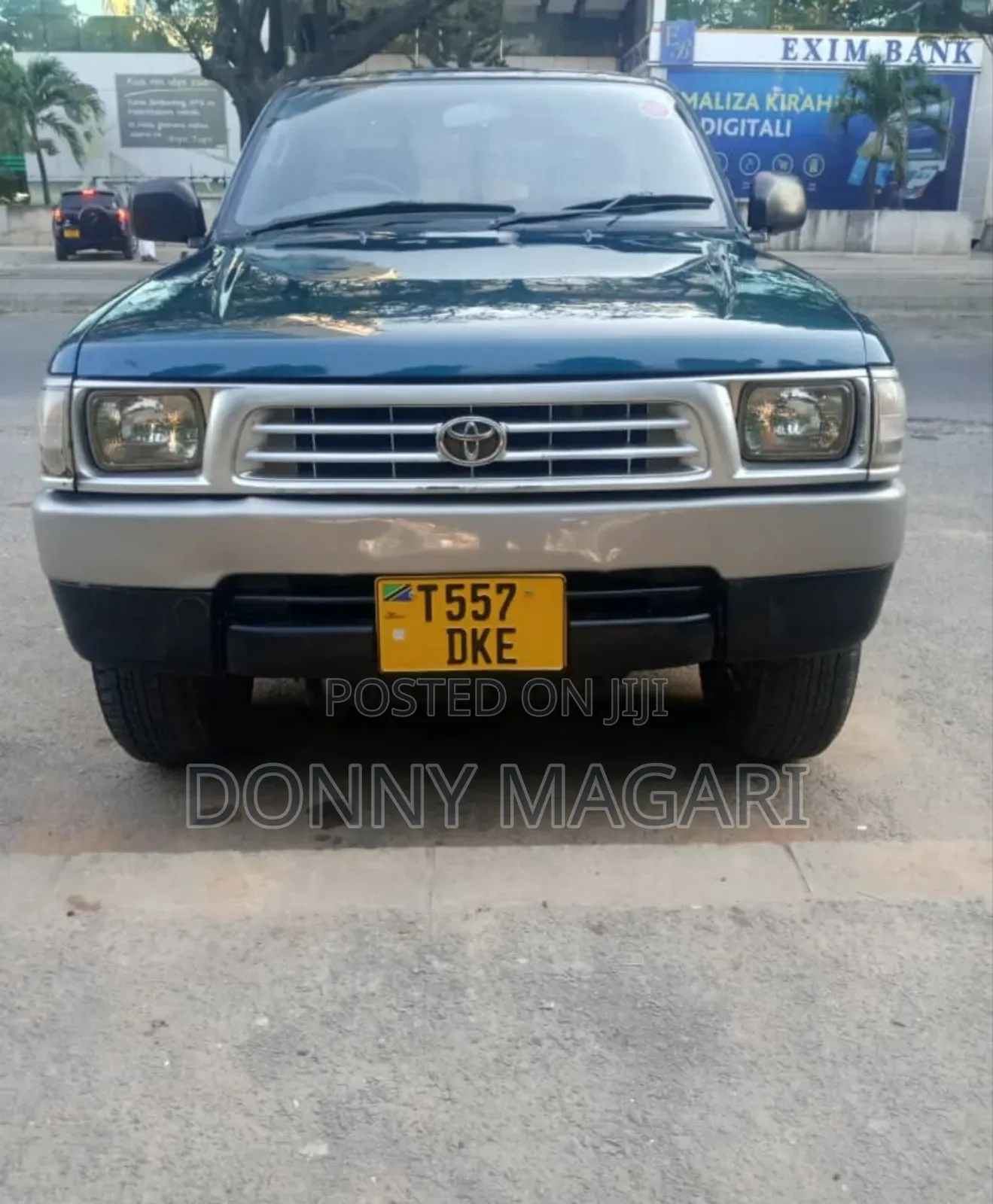 Toyota Hilux 2001 Green