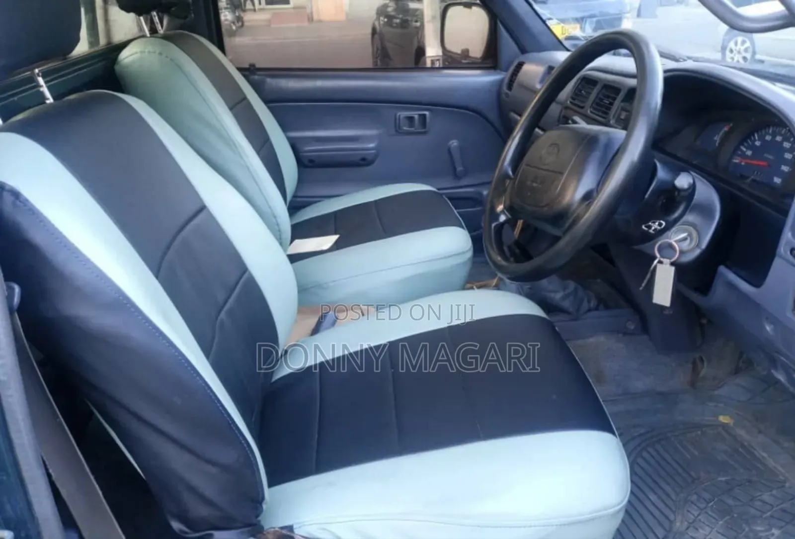 Toyota Hilux 2001 Green