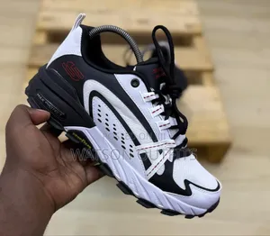 4 Colour Mixer Sketchers or Sneakers Shoes