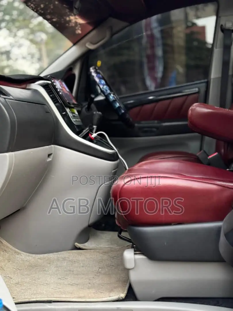 Toyota Alphard 2004 Black