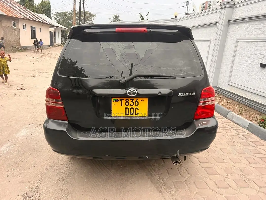 Toyota Kluger 2002 Black