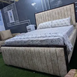 Bedsofa Kitanda Cha Kisasa 4/6 Imara Sana (Kitanda Pekeyake)