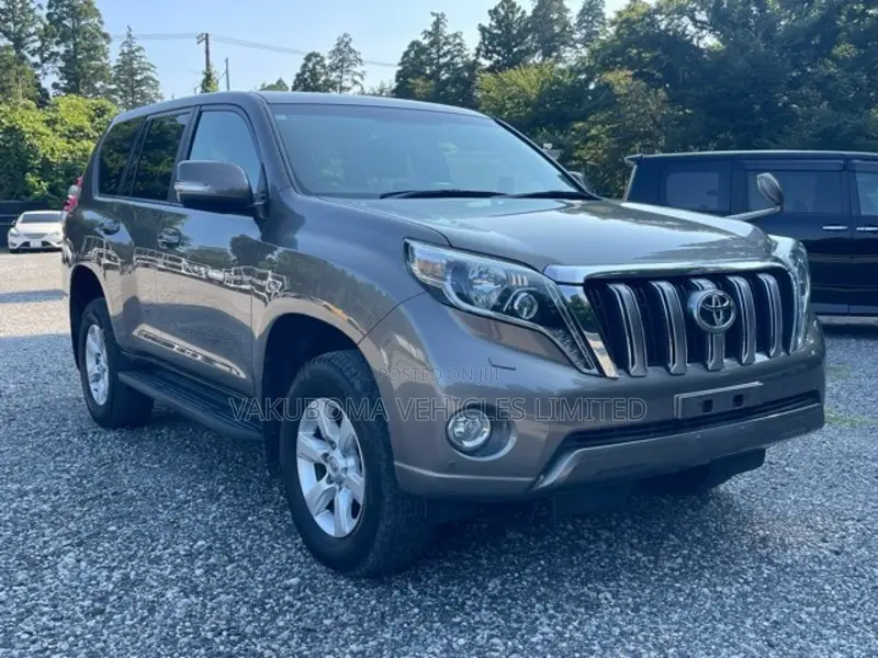 Toyota Land Cruiser Prado 2017 Brown