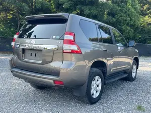 Toyota Land Cruiser Prado 2017 Brown