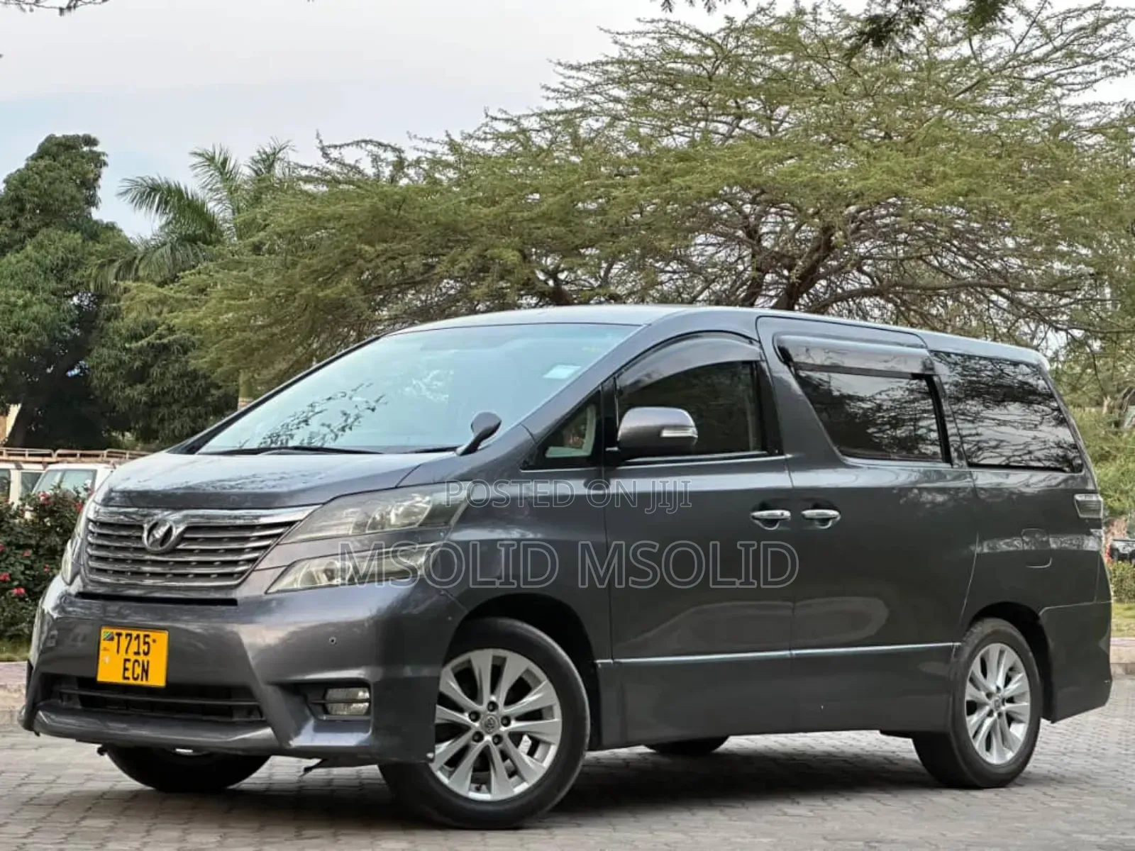 Toyota Vellfire 2009 Gray