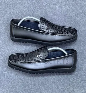 Loafer Shoes or Footwears or Viatu Official Vya Ngozi