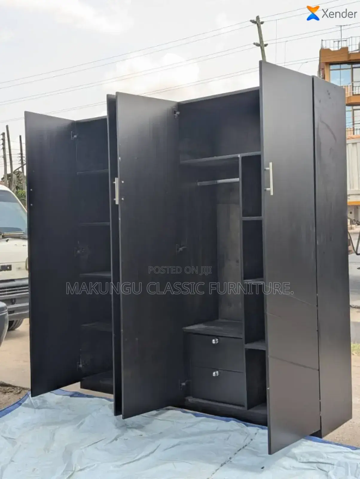 Kabati La Milango Minne Rangi Ni Multi Black
