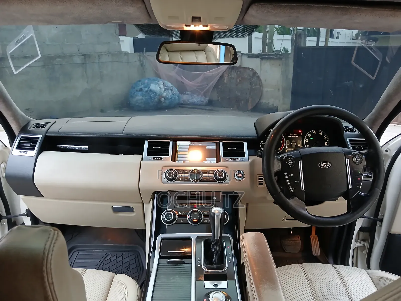 Land Rover Range Rover Sport 2010 White