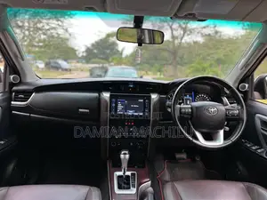 Toyota Fortuner 2018 Gray