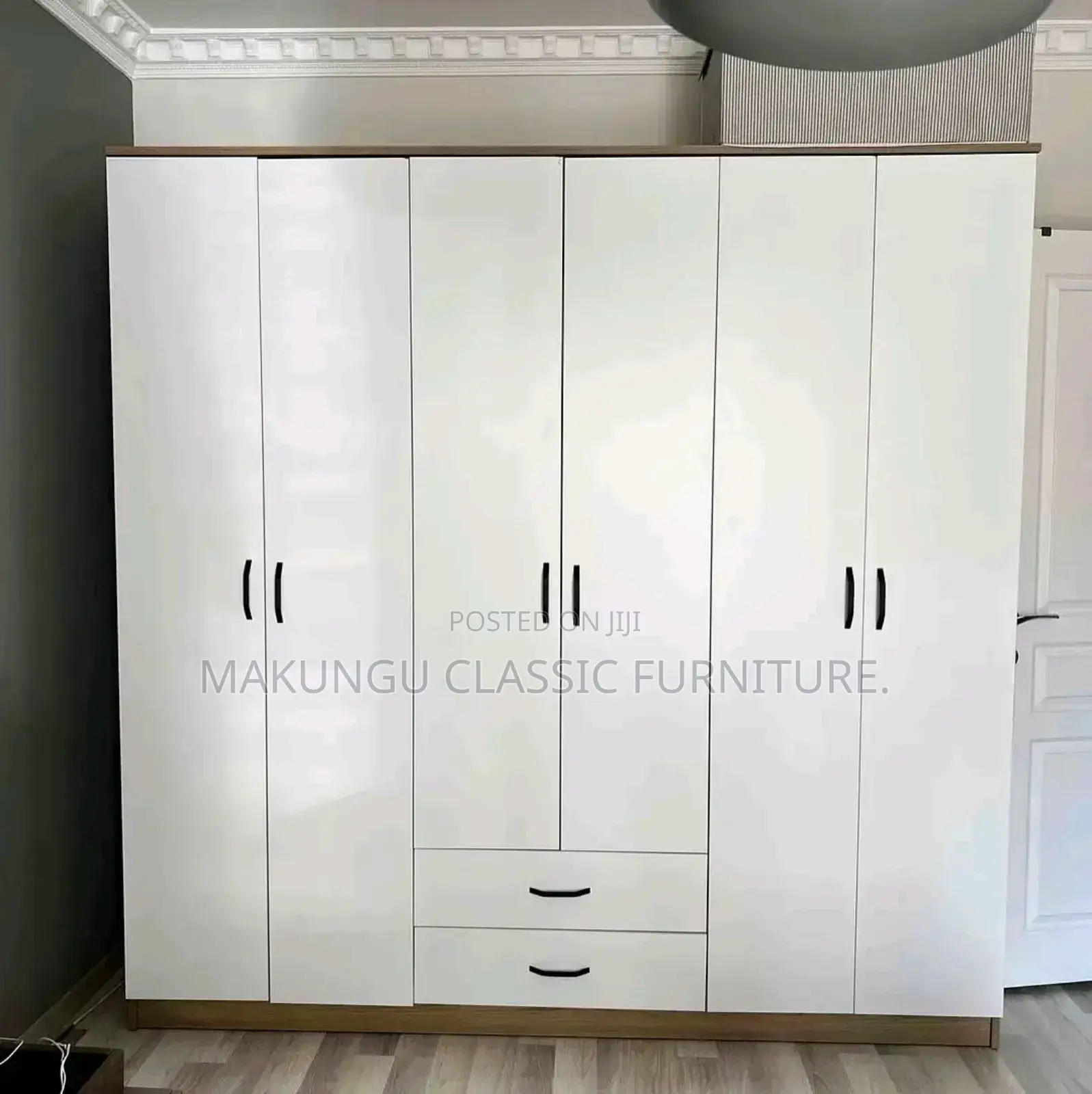 6 Doors Wardrobe With 2 Drawers