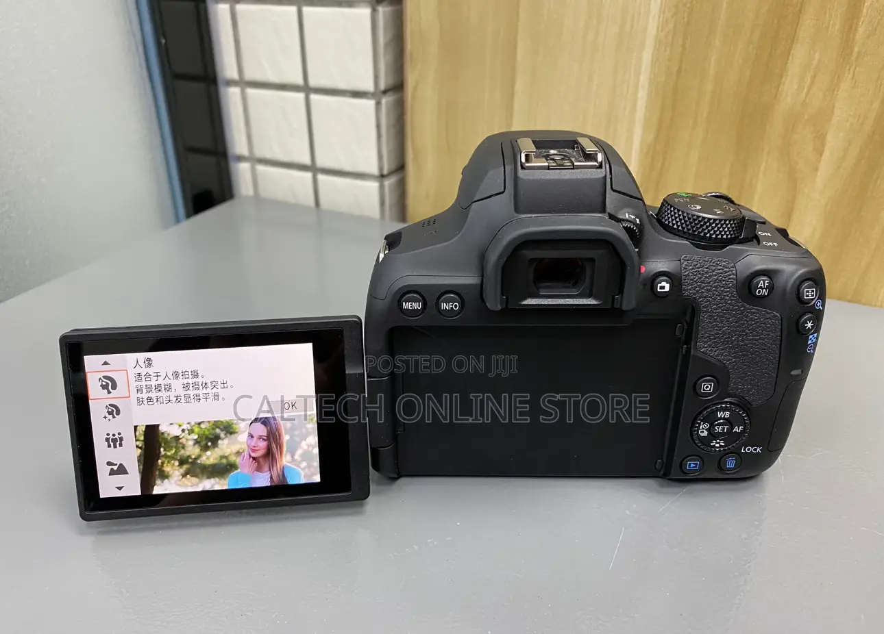 Canon 850d + 18-55mm Lens