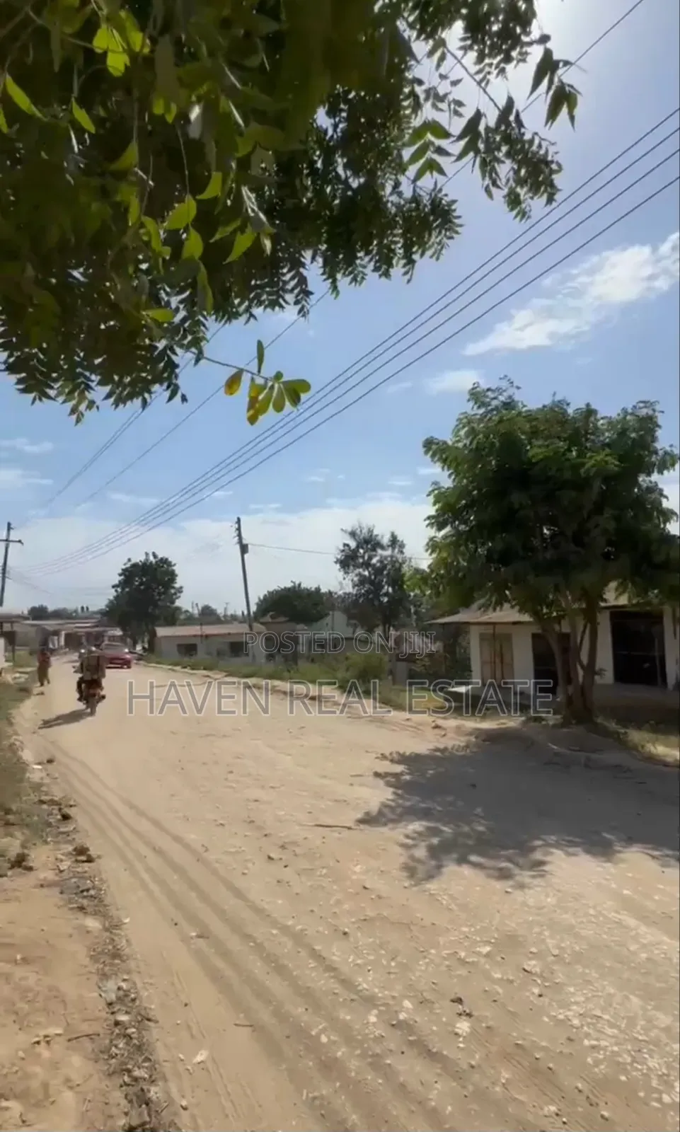 Kiwanja Kinauzwa Kimara Mwisho