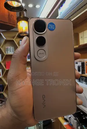 Vivo V50 256 GB Gold