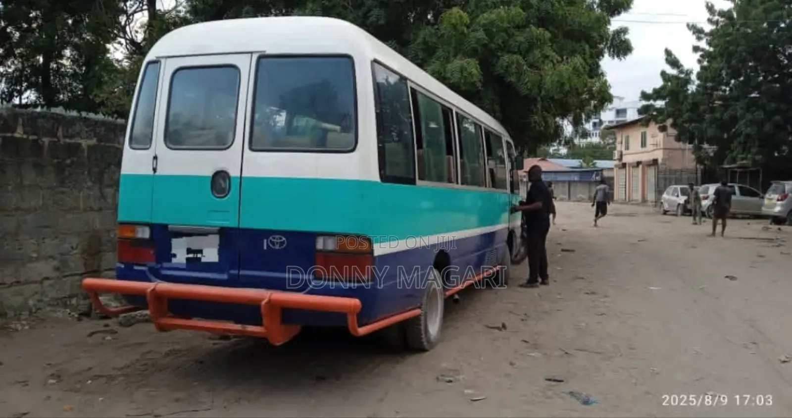 Toyota Coaster 2004