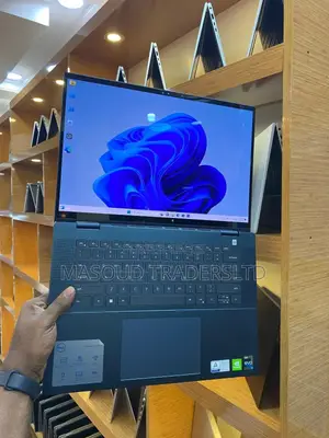 Laptop Dell Inspiron 16 Plus 7630 1GB Intel Core I7 SSD 1T
