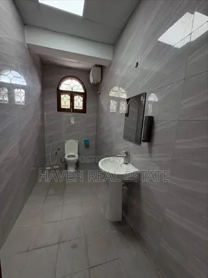 10bdrm House in Masaki for rent