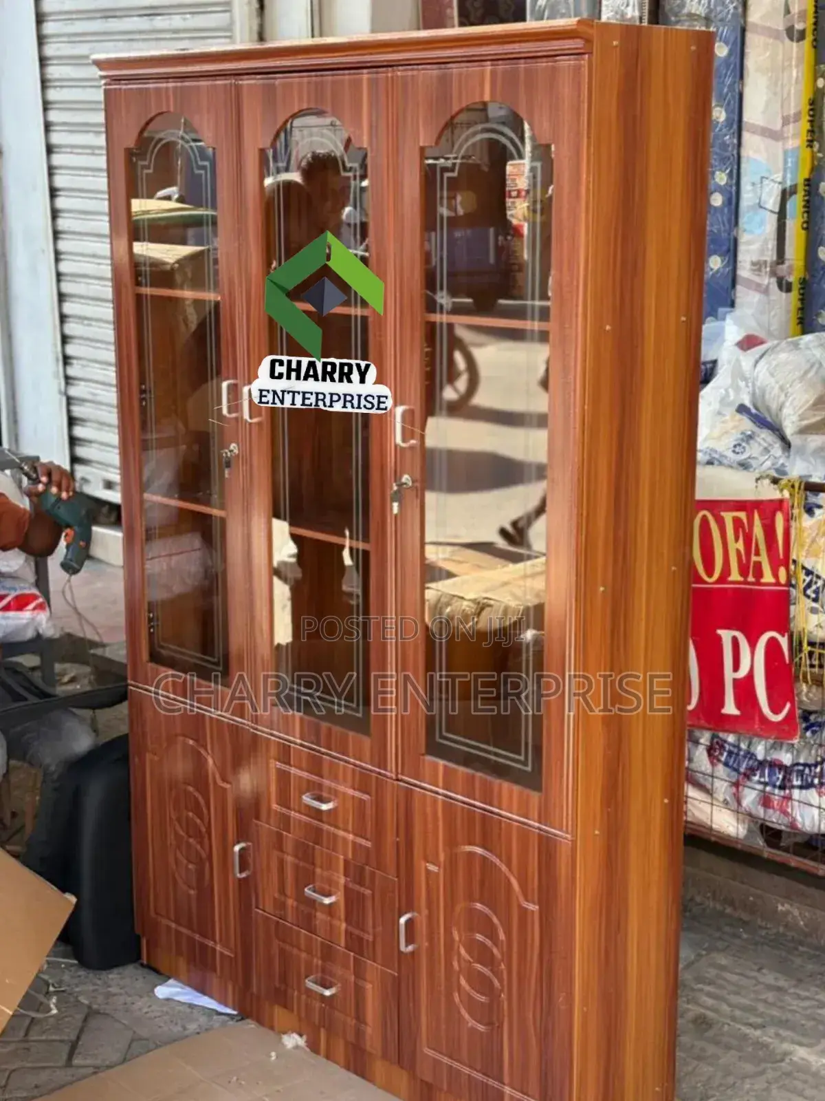 Kabati Zuri La Vyombo Milango Mi3 Dishes Cupboard 3 Doors