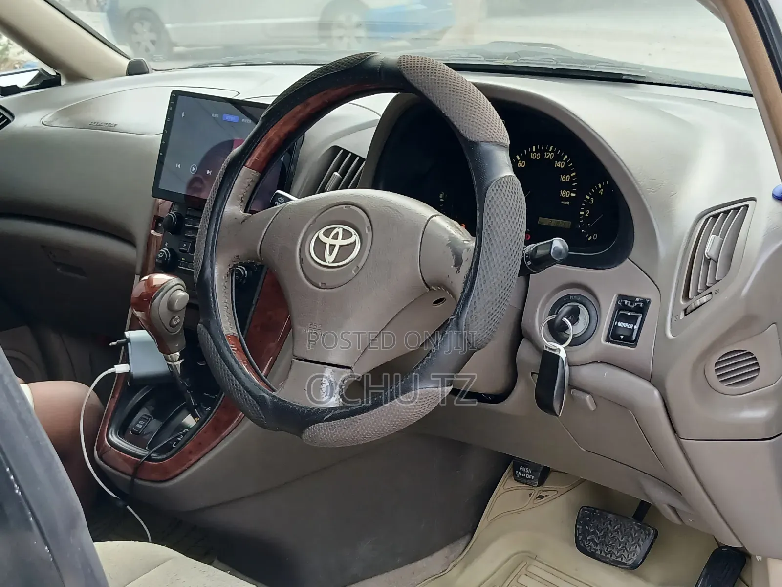 Toyota Harrier 2001 White
